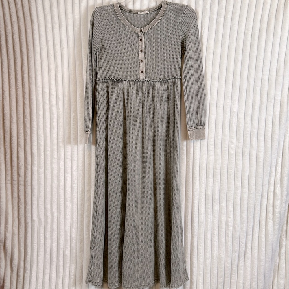 Illa Illa Waffle Knit long sleeve Henley top Maxi Dress small BoHo country girl